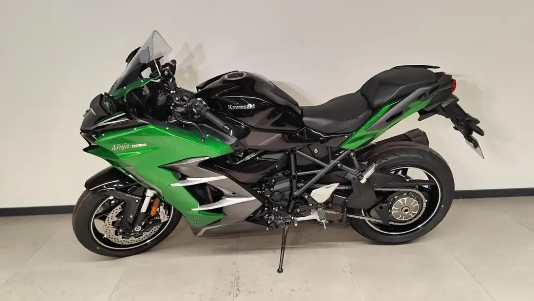 Kawasaki Ninja H2, côté gauche
