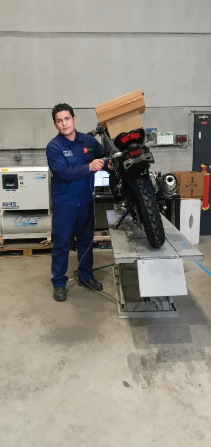 Gravage d’une moto au dépôt