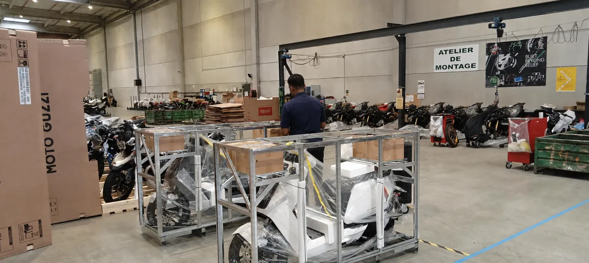 Préparation en atelier logistique